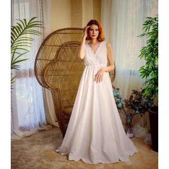Elegant Sleeveless White Dress